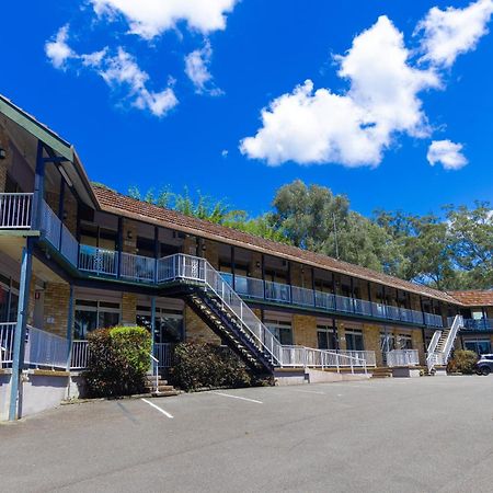 Gosford Inn Motel エクステリア 写真