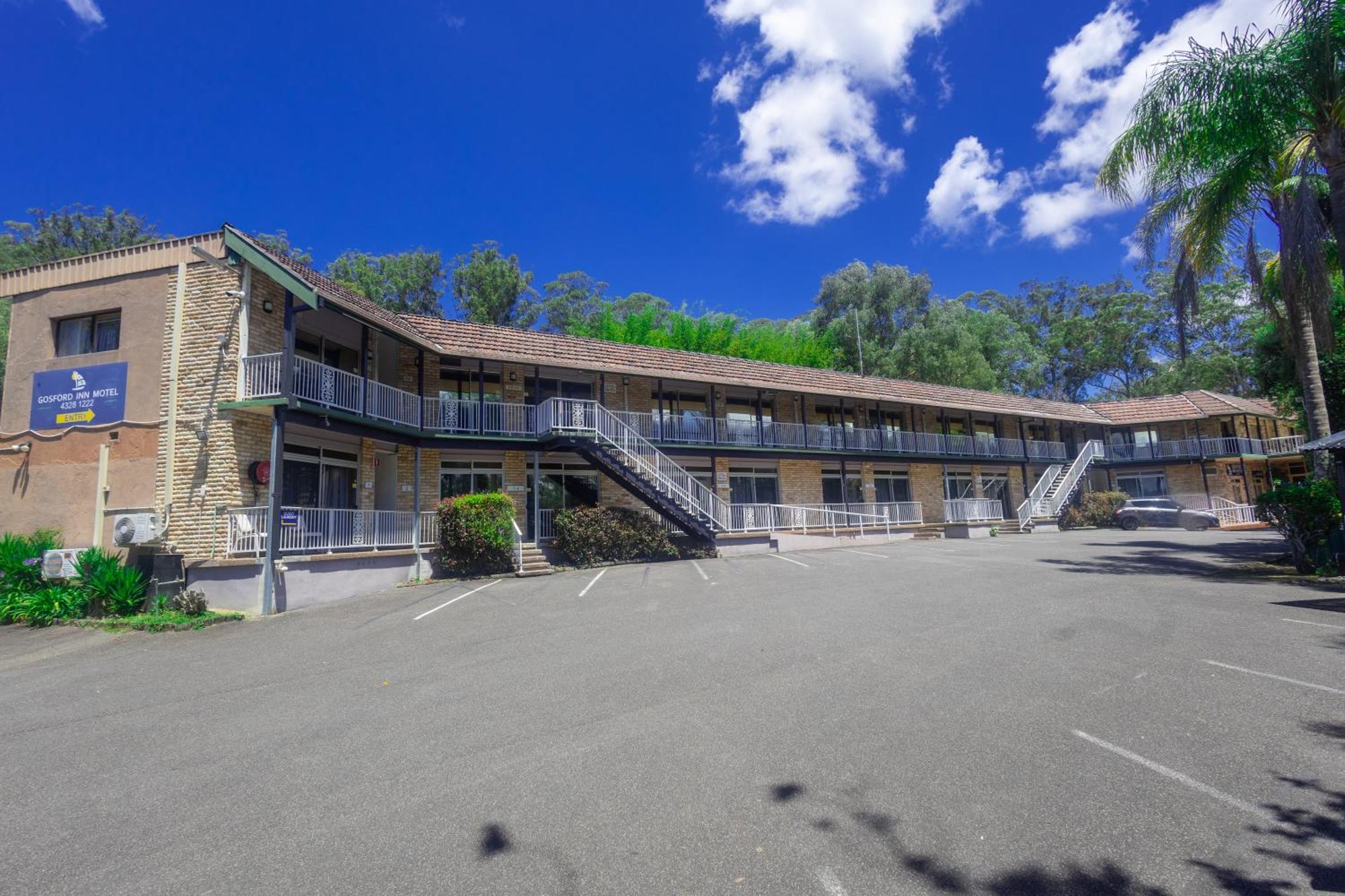 Gosford Inn Motel エクステリア 写真