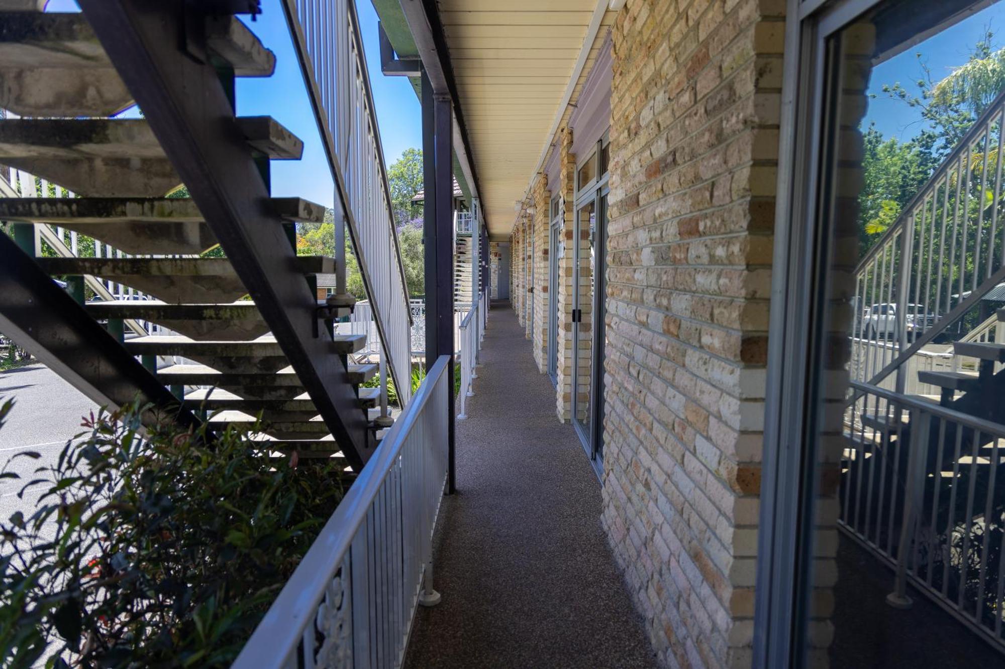 Gosford Inn Motel エクステリア 写真