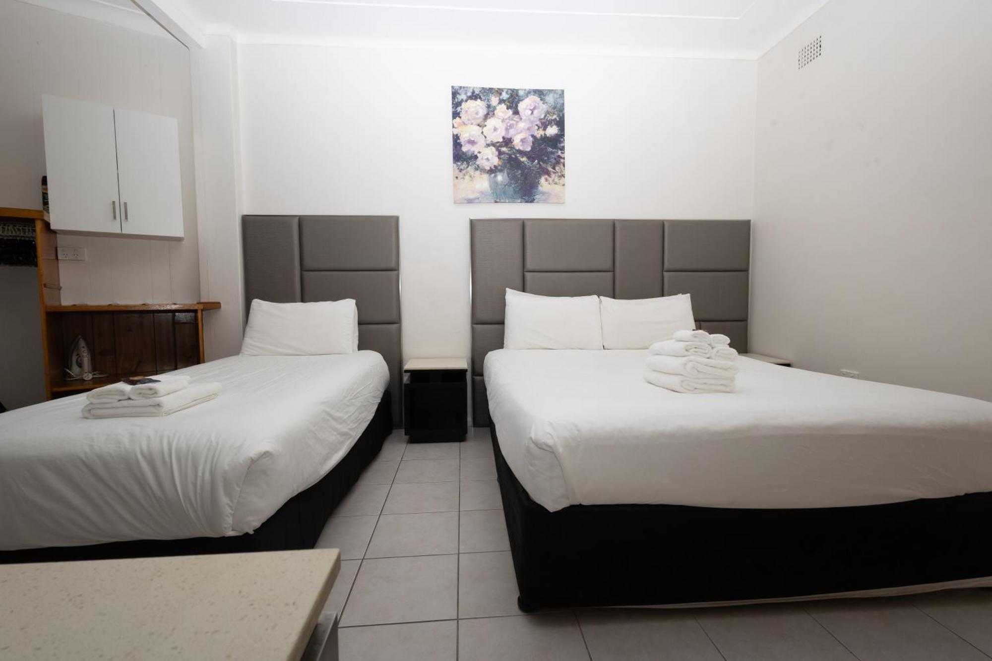 Gosford Inn Motel エクステリア 写真