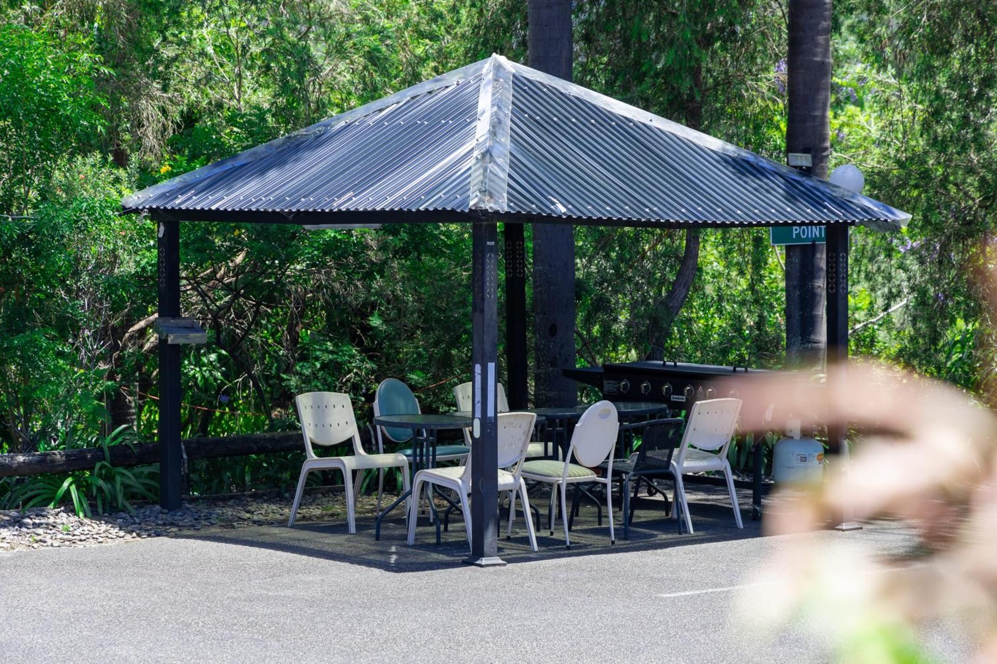 Gosford Inn Motel エクステリア 写真